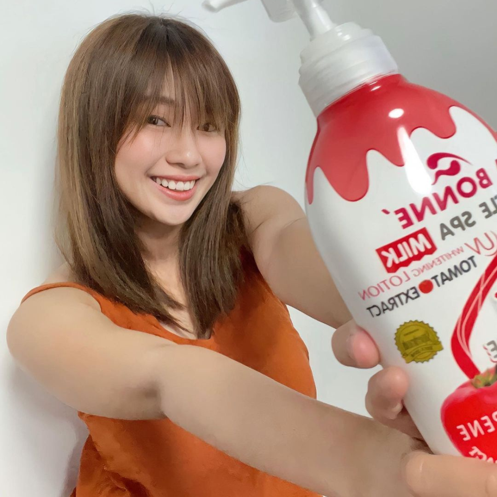 A Bonne Miracle Spa Milk Lotion Tomato Extract 