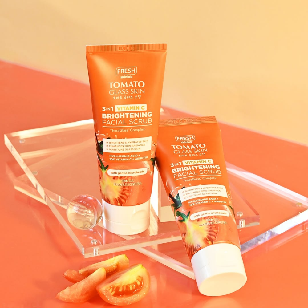 Fresh Skinlab Tomato Glass Skin 3 in 1 Vitamin C Brightening Facial Scrub — 100ml