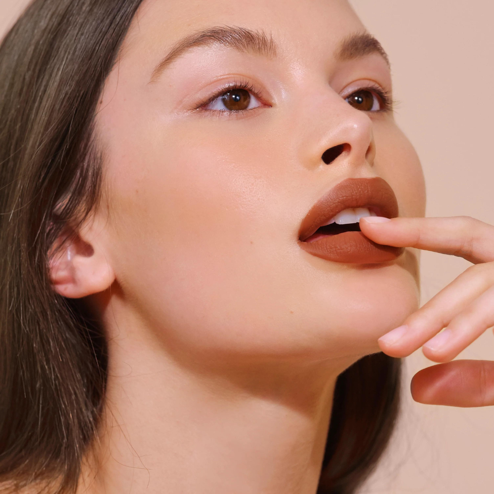 Sunnies Face Fluffmatte - Brunette Model