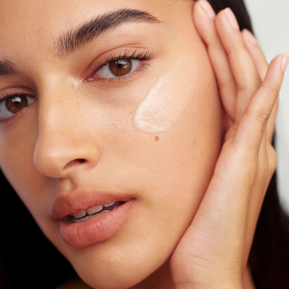 Sunnies Face Sunsafe: Invisible SPF 50+ Serum Gel Sunscreen