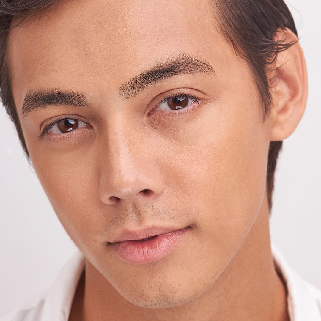Brow Refiner - Clear Male Model 2