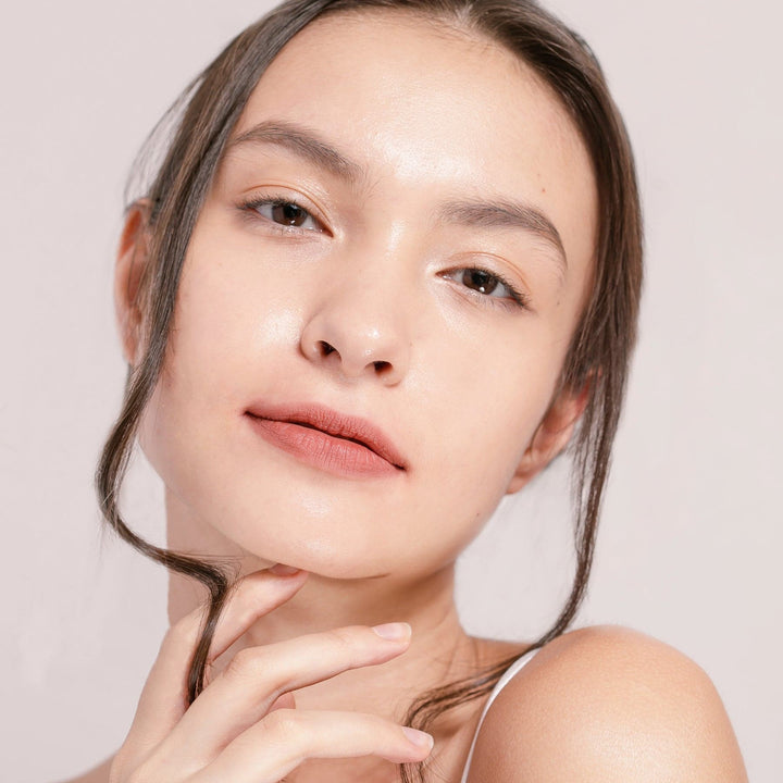 Cushion Lippy - Holly Nude Model 3