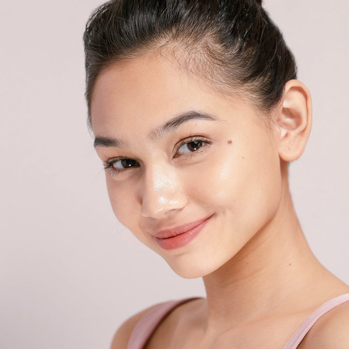 Cushion Lippy - Holly Nude Model 4