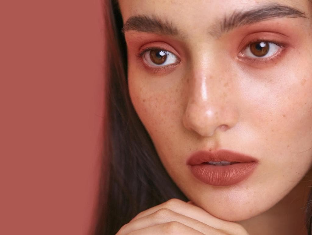 Fluffmatte - Girl Crush Lips Sunnies Face 