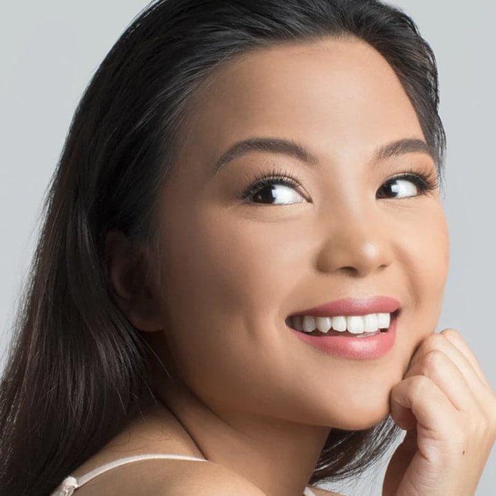 Vice Cosmetics Ganda Lang Modern Creme Lipstick - Ganda Gandahan Model