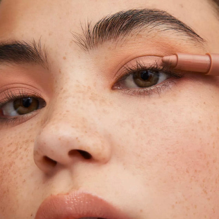 Sunnies Face Eyecrayon Do-It-All Eyeshadow Stick -Dough