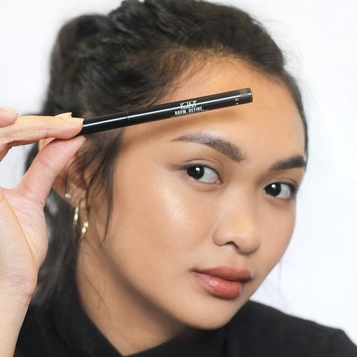 Kjm Cosmetics BROW. DEFINE. - 03 Brown Model
