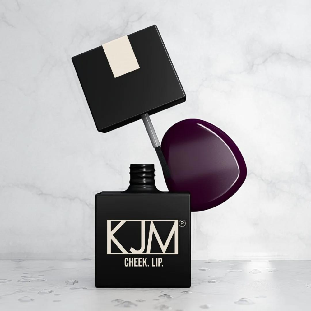 CHEEK. LIP. TOP-SHELF