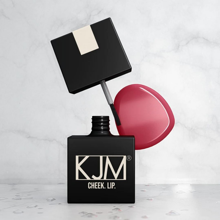 CHEEK. LIP. TOP-SHELF