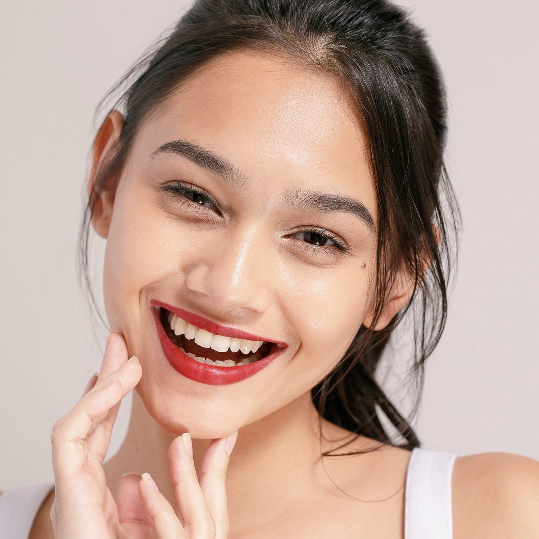 Lipstick Pen - Almost Wine Model 2