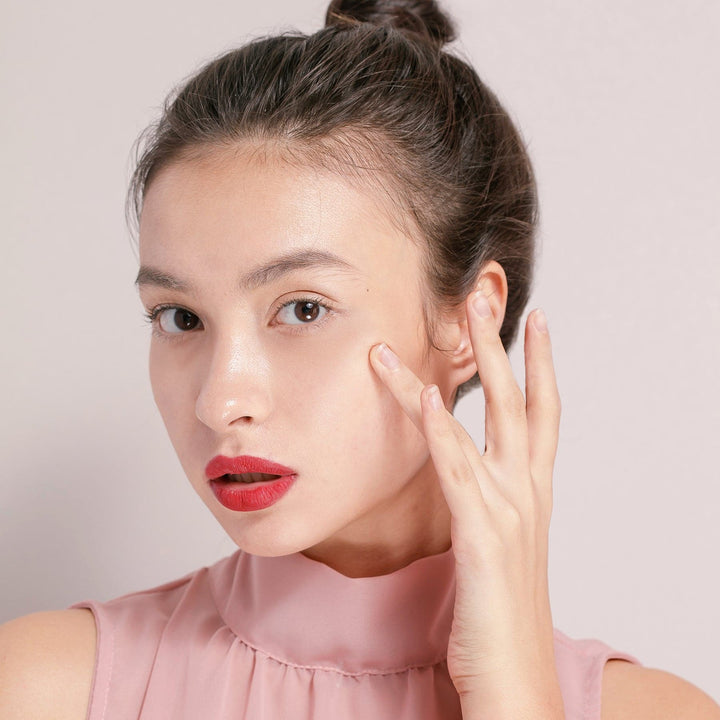 Lipstick Pen - Cardinal Model