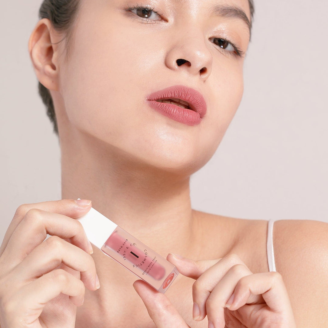 Liquid Lipstick - Ash Rose Model