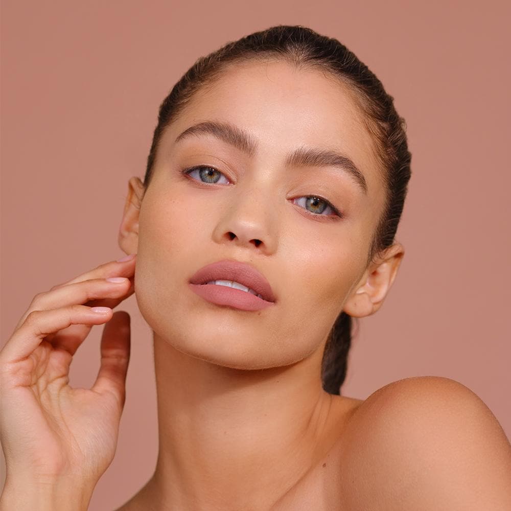 Sunnies Face Fluffmatte baby spice | cool blush nude model 2