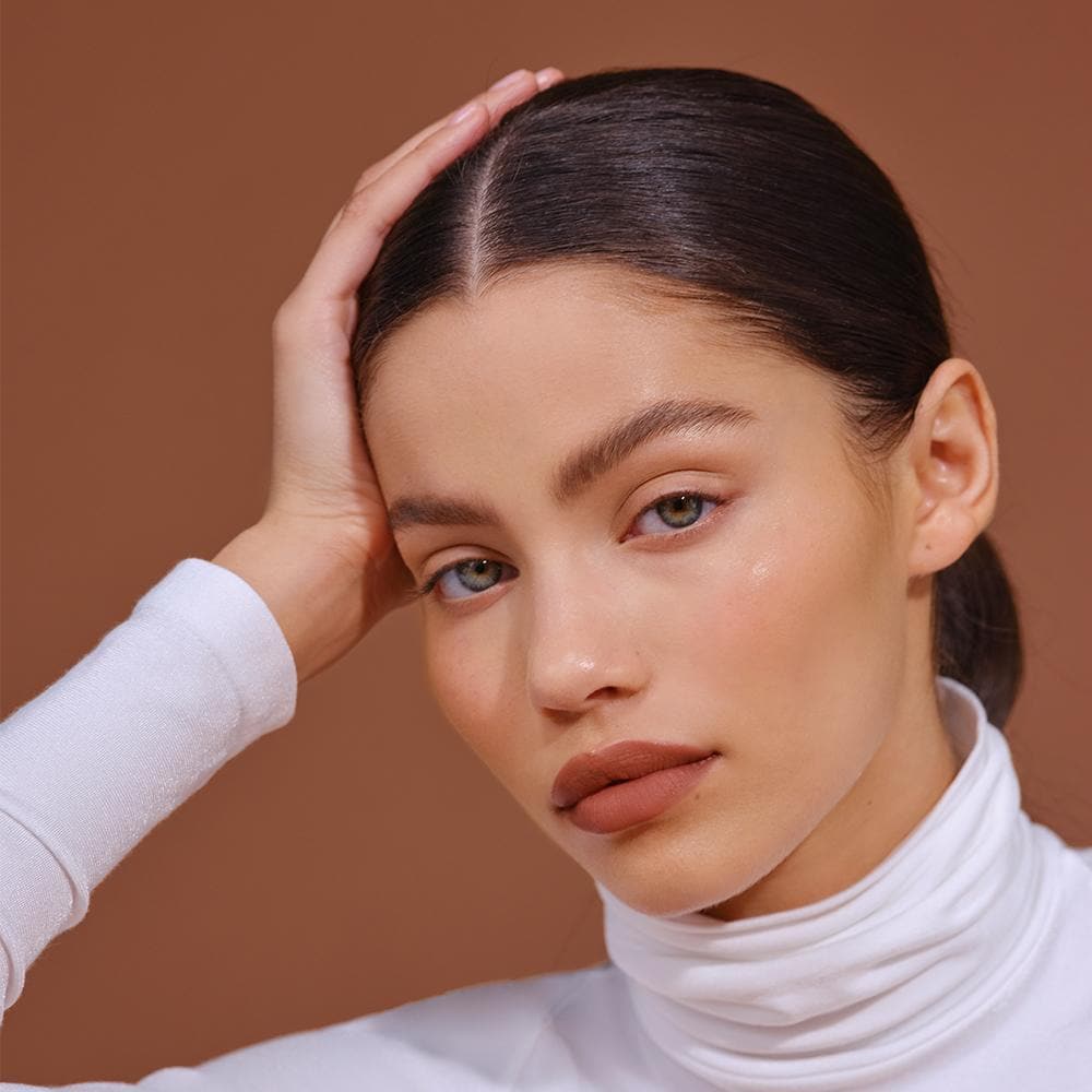 Sunnies Face Fluffmatte bday | taupe brown nude model 1