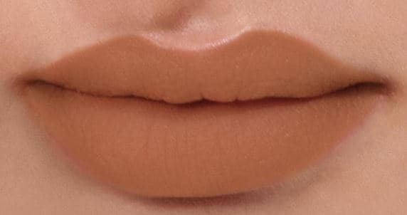 Sunnies Face Fluffmatte milk tea | warm beige nude closeup