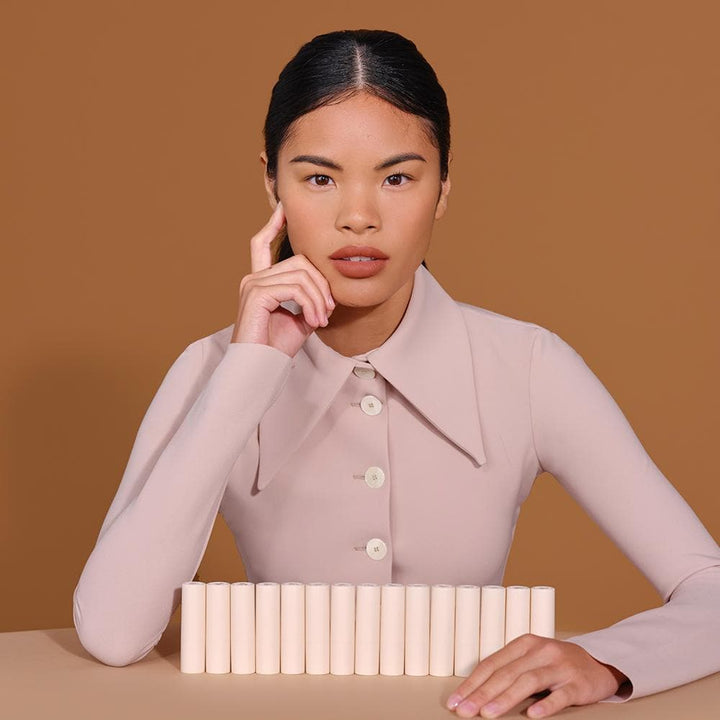 Sunnies Face Fluffmatte on repeat | rose mauve nude model 1