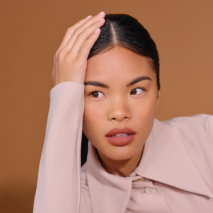 Sunnies Face Fluffmatte on repeat | rose mauve nude model 2